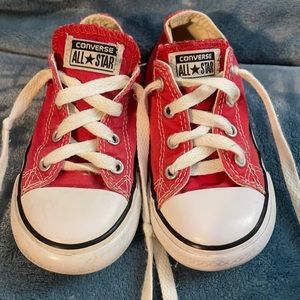 Toddler converse size 8